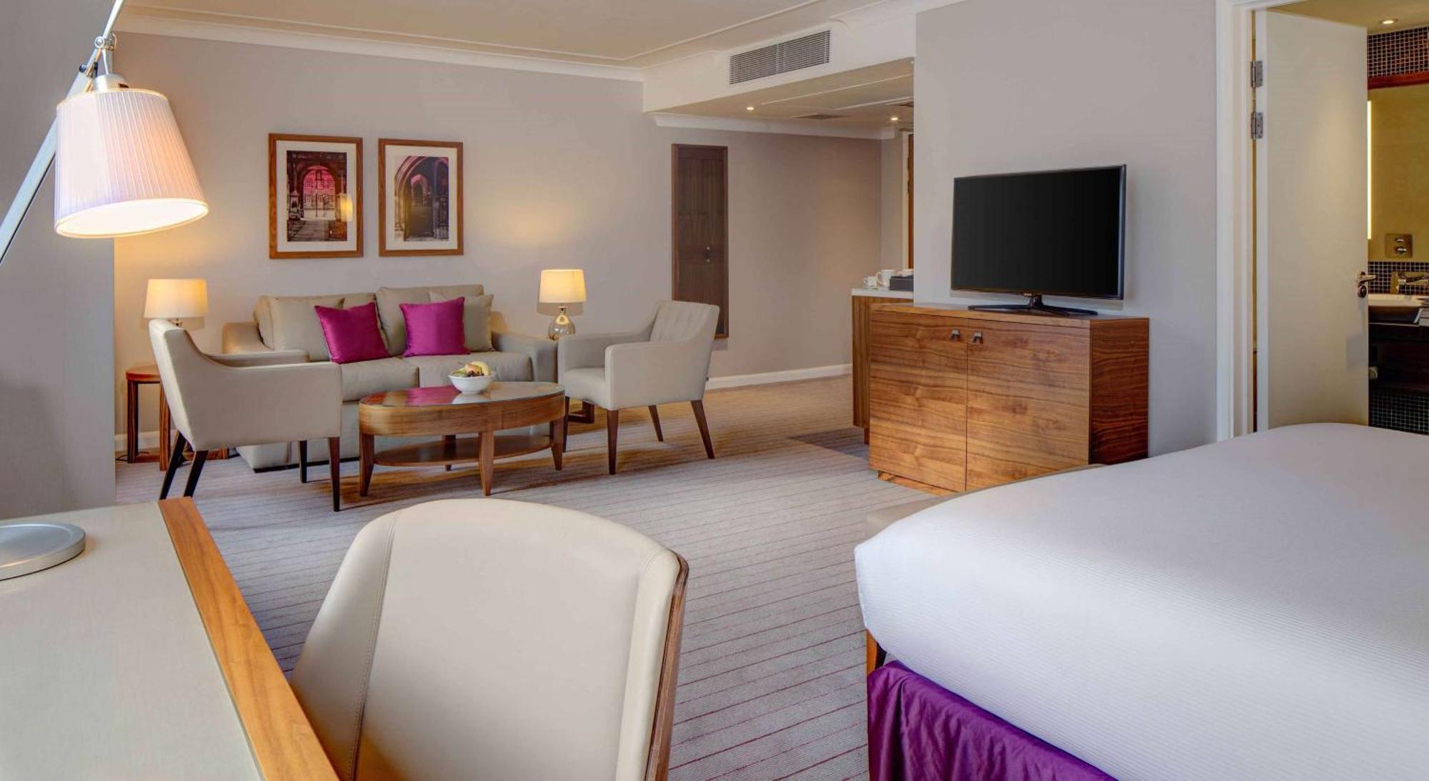 Hilton Centre 4*